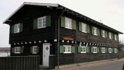 Søspejderstationen, Søsportsvej 6. Bygget i 1939 af og til os selv.